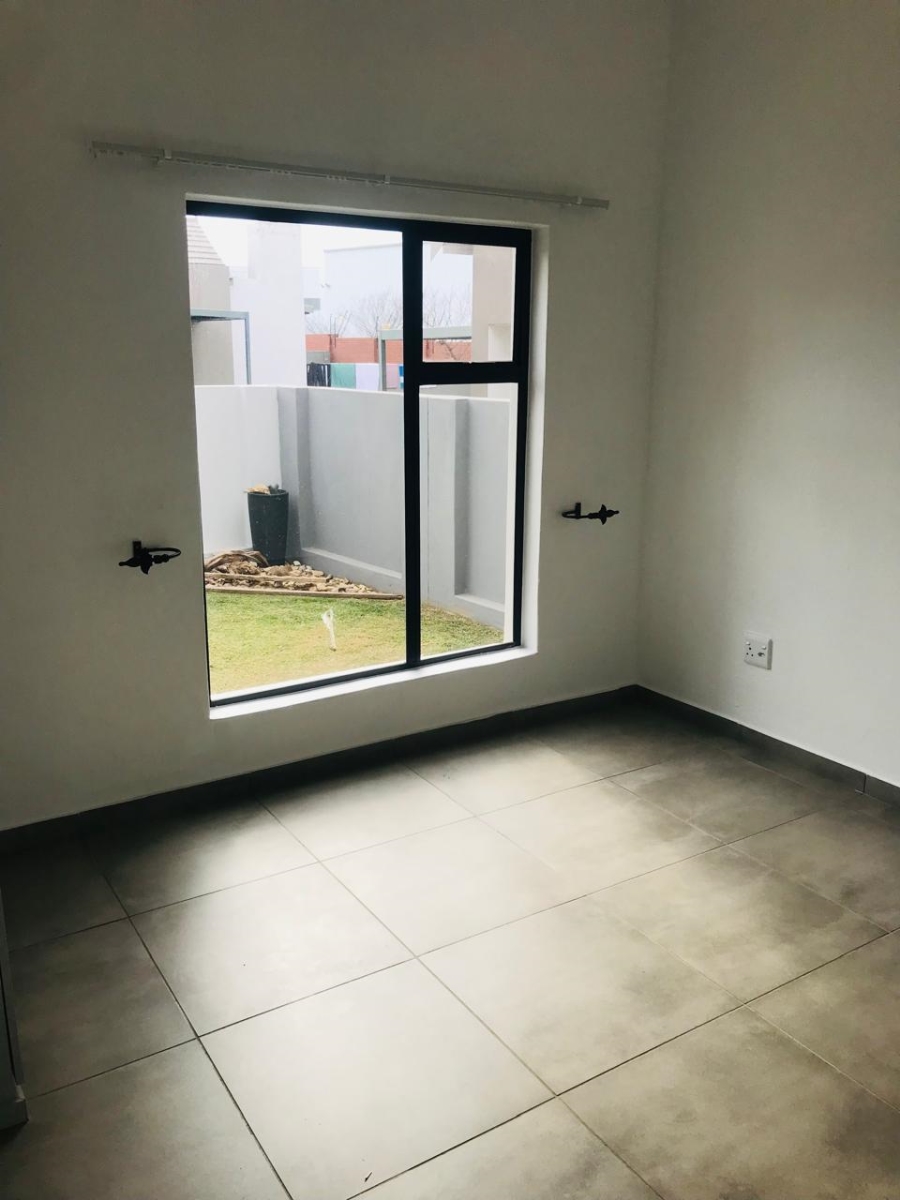 2 Bedroom Property for Sale in Aberdeen Eastern Cape